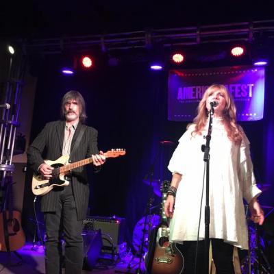 Larry Campbell & Teresa Williams on stage